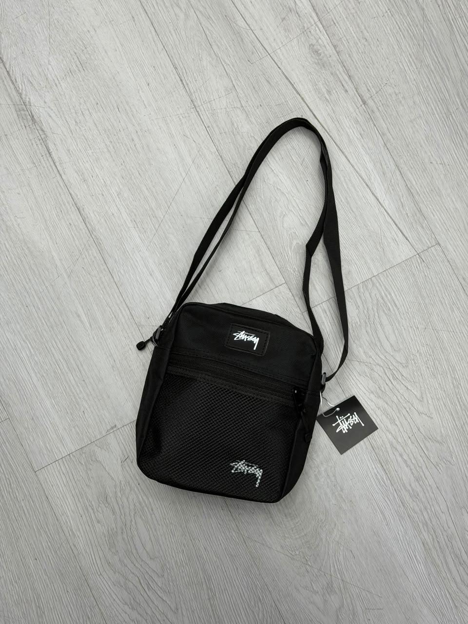 Bandolera Stussy