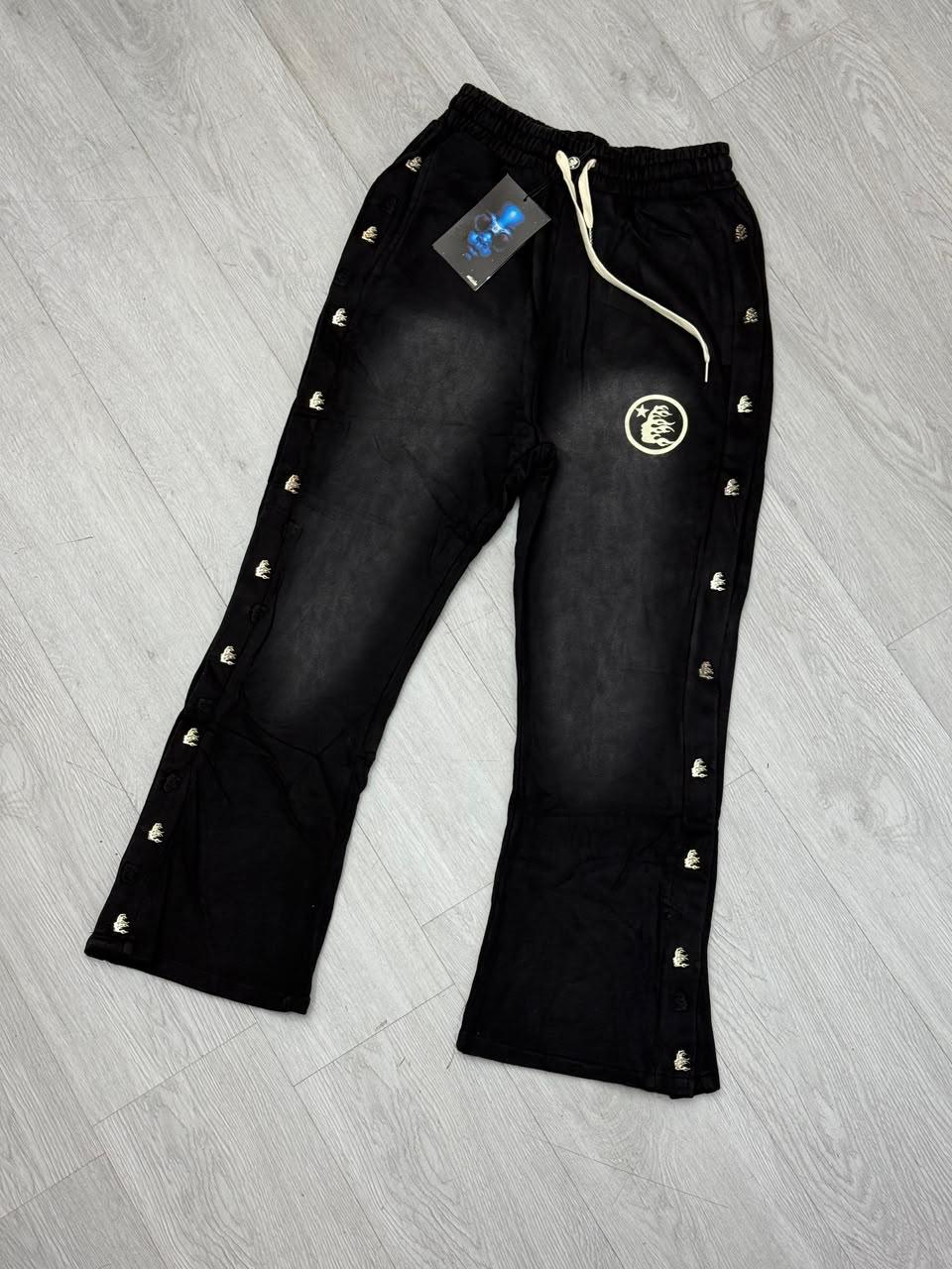 HELLSTAR MIRROR FACE SWEATPANTS BLACK